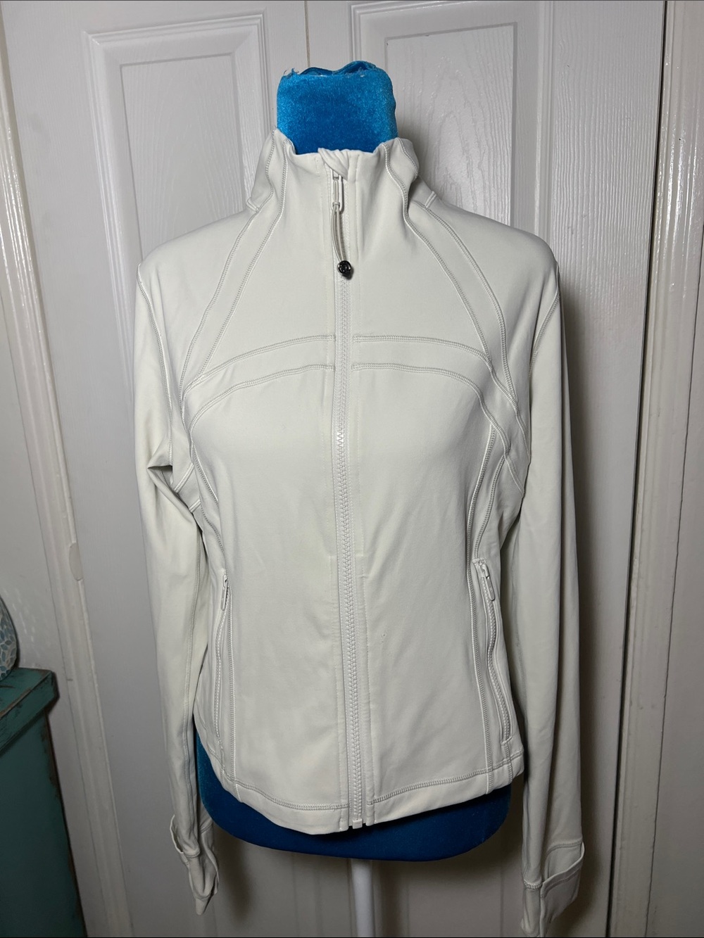 Lululemon Athletica Cropped Define Jacket Women’s 12 Bone